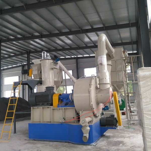 河南南陽某焦化廠脫硫劑兩套機械粉碎機生產線